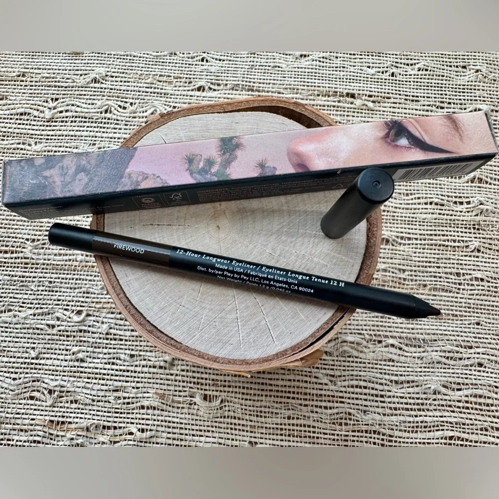 Pley Let it Linger 12-hour Longwear Eyeliner - Firewood (Smoky Brown)